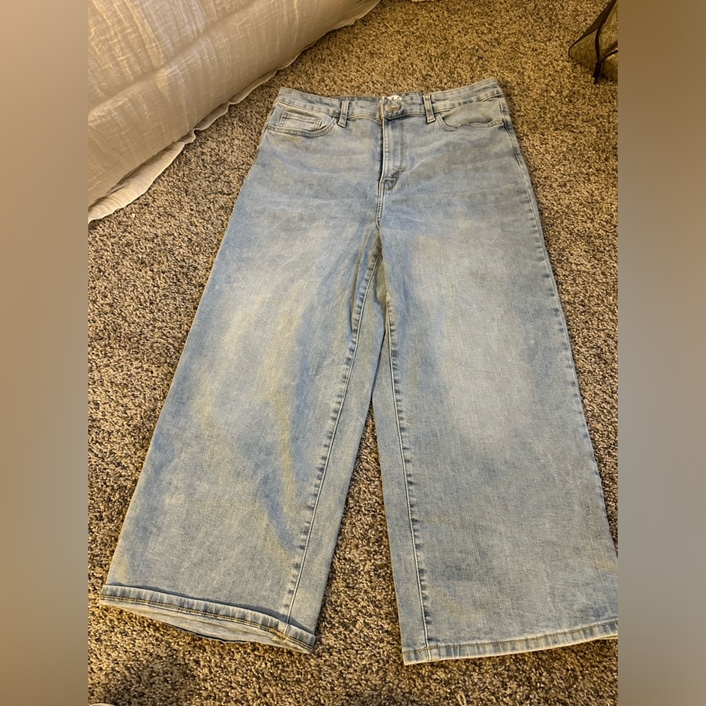 light wash wide legged cropped jeans!!